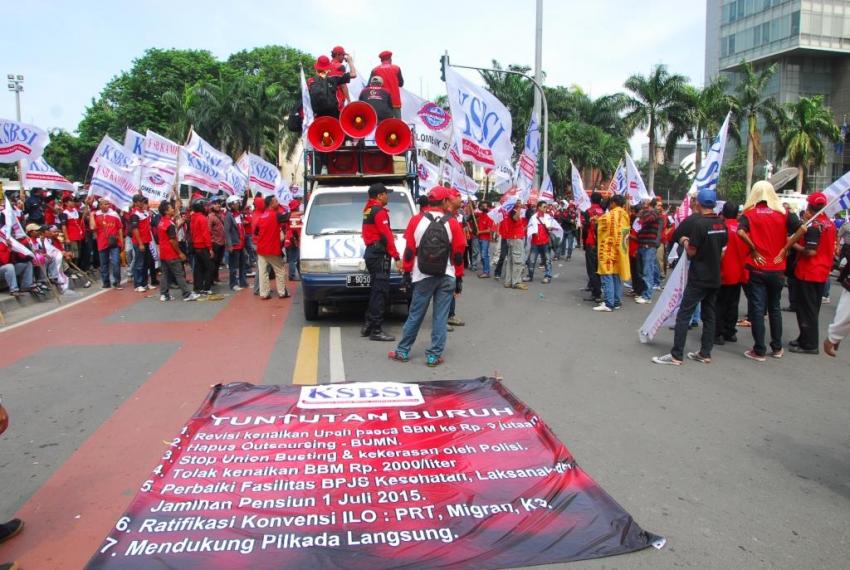 94Demo Buruh di BUnderan HI-indra 5.jpg